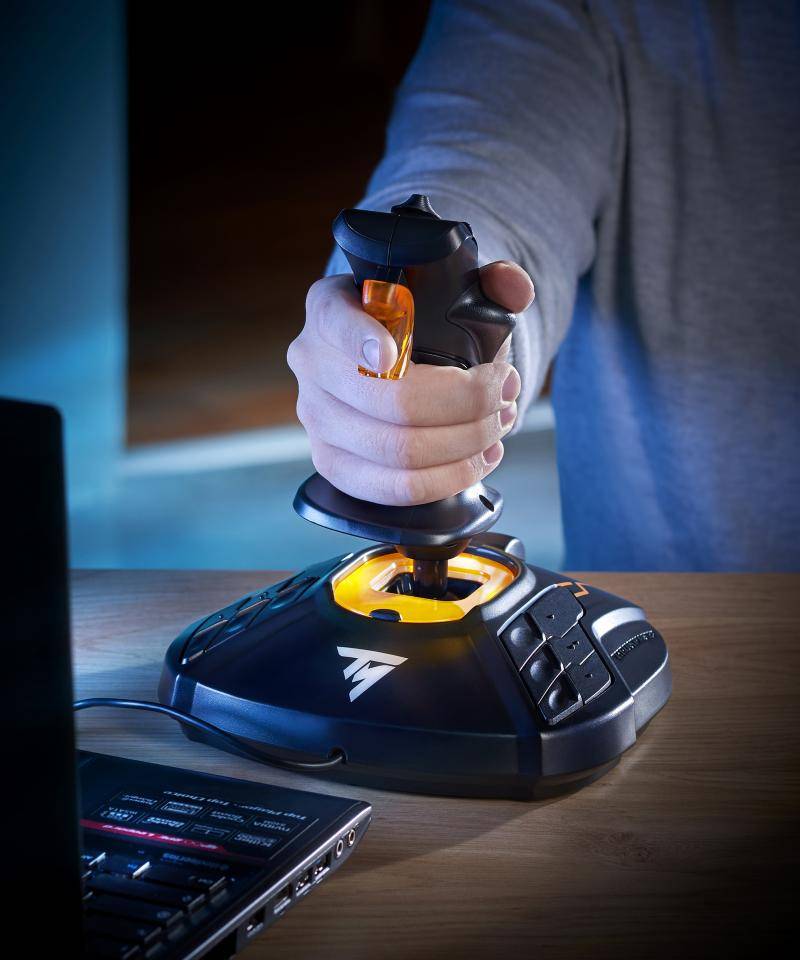 Thrustmaster T.16000M FCS